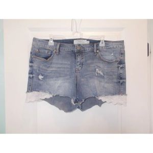 Torrid Womens Size 16 Cutoff Denim Shorts